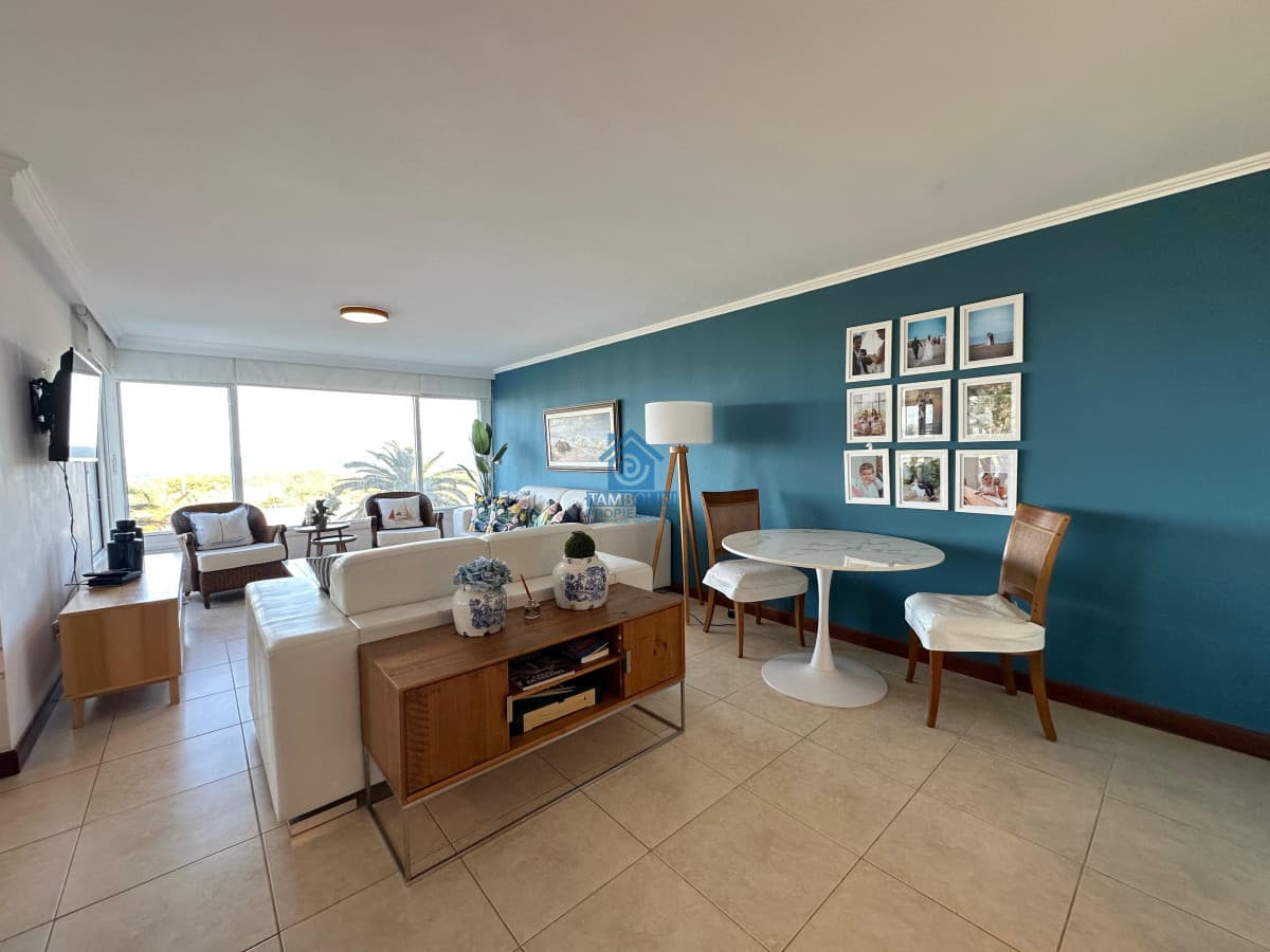 Apartamento ID.1328 - OPORTUNIDAD  de 4 Suites en Playa Brava, Punta del Este.