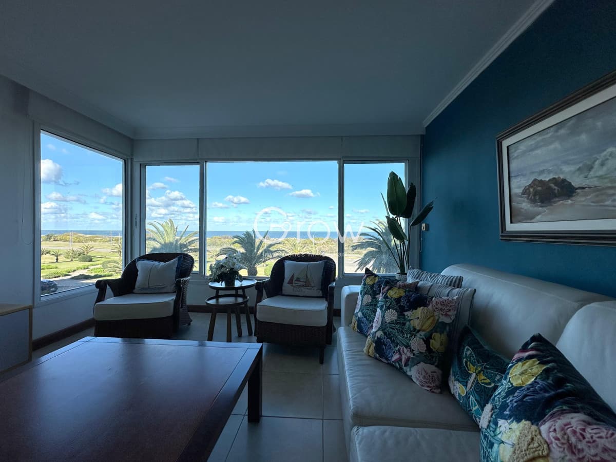 Departamento en venta de 4 Suites en Playa Brava, Punta del Este