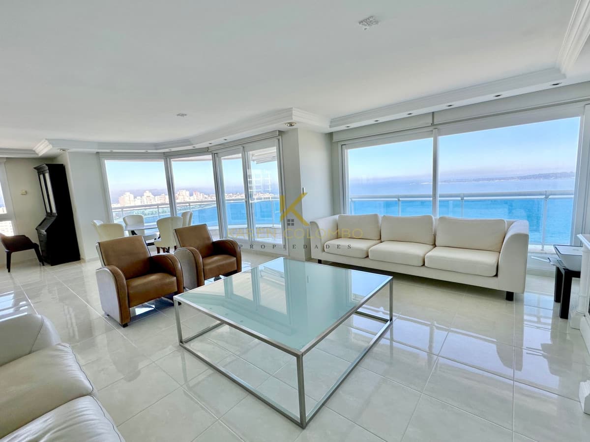Hermoso apartamento en venta en Millenium Tower, Punta del Este.