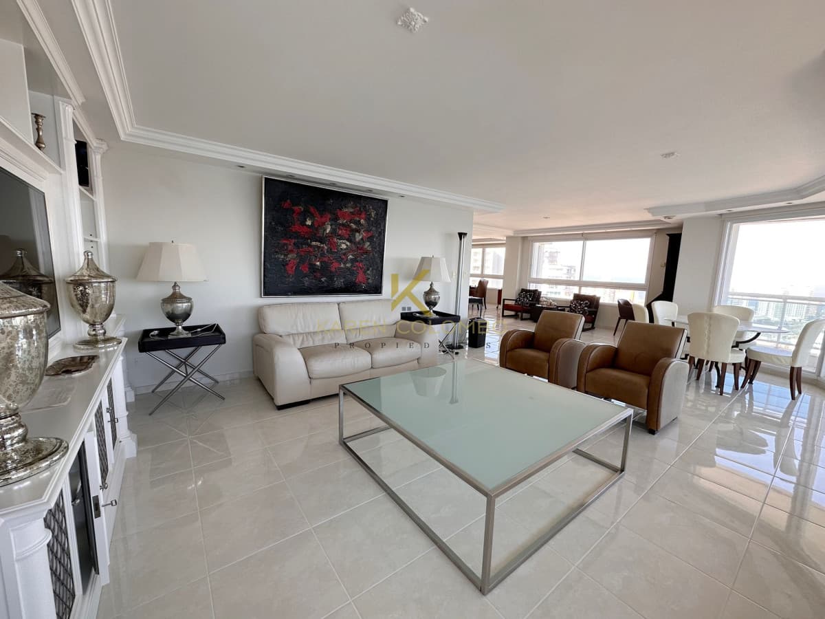 Hermoso apartamento en venta en Millenium Tower, Punta del Este.