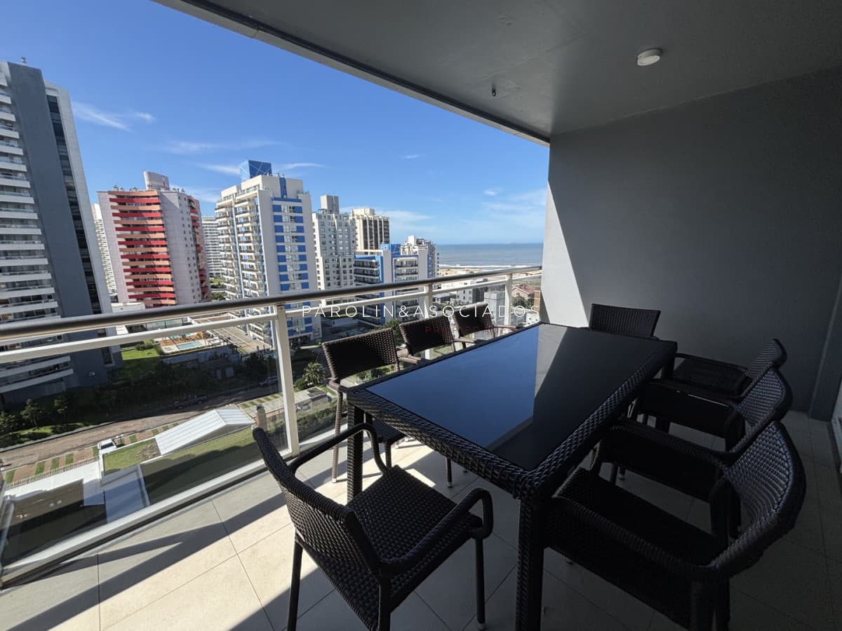 Venta Chiverta Torre Manhattan piso alto