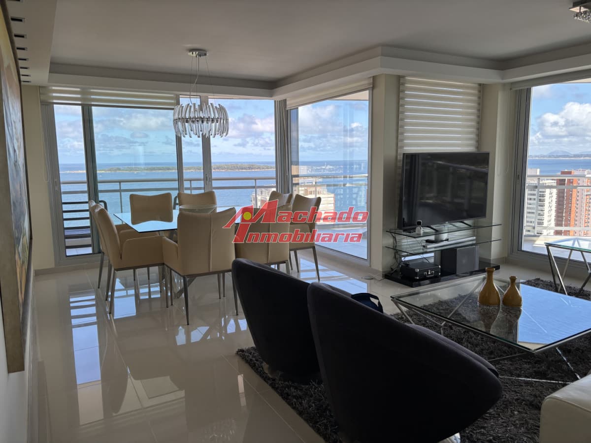 EXCELENTE APARTAMENTO A LA VENTA CON TODA LA VISTA AL MAR PLAYA MANSA 3 DORMITORIOS