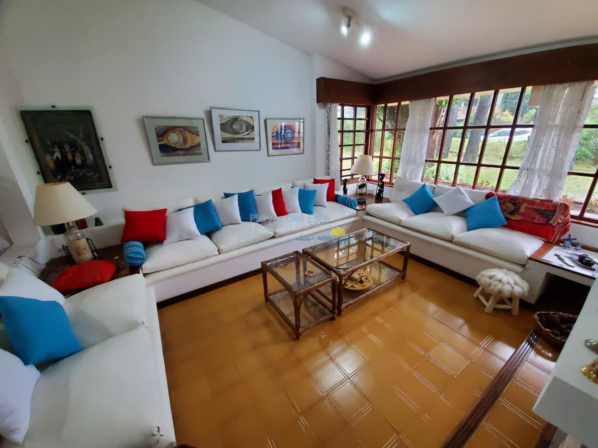 Casa en alquiler en Pinares - Inmobiliaria Playa del Este