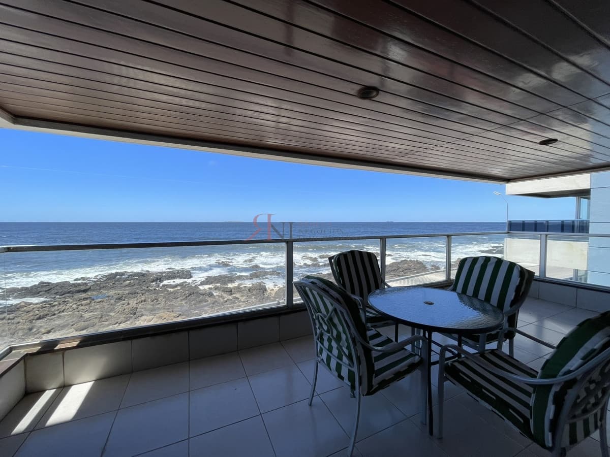 Excelente vista al mar - MUY INTERESADO EN VENDER									(ref.#9893)