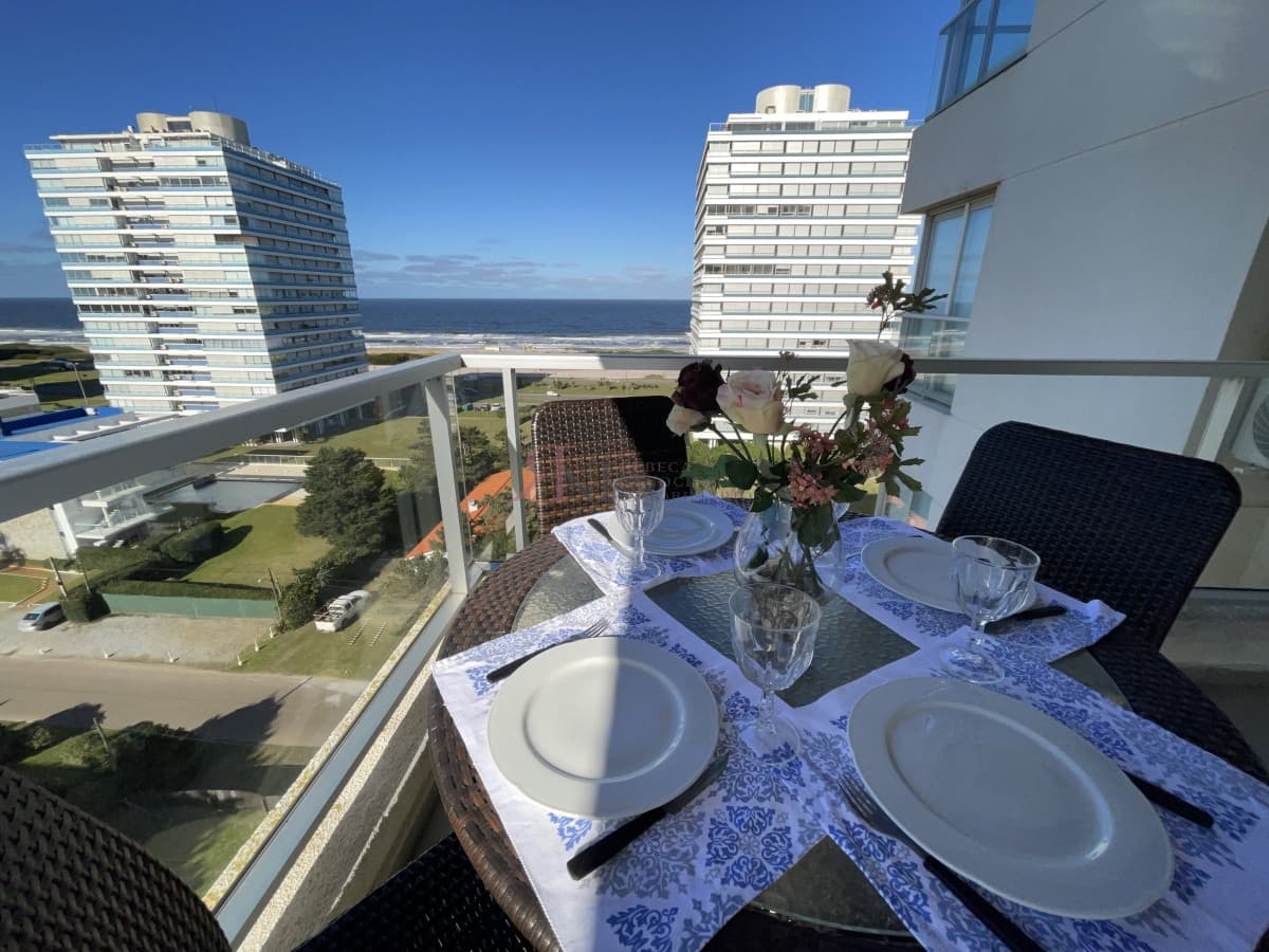 A metros del mar, con garage									(ref.#10098)