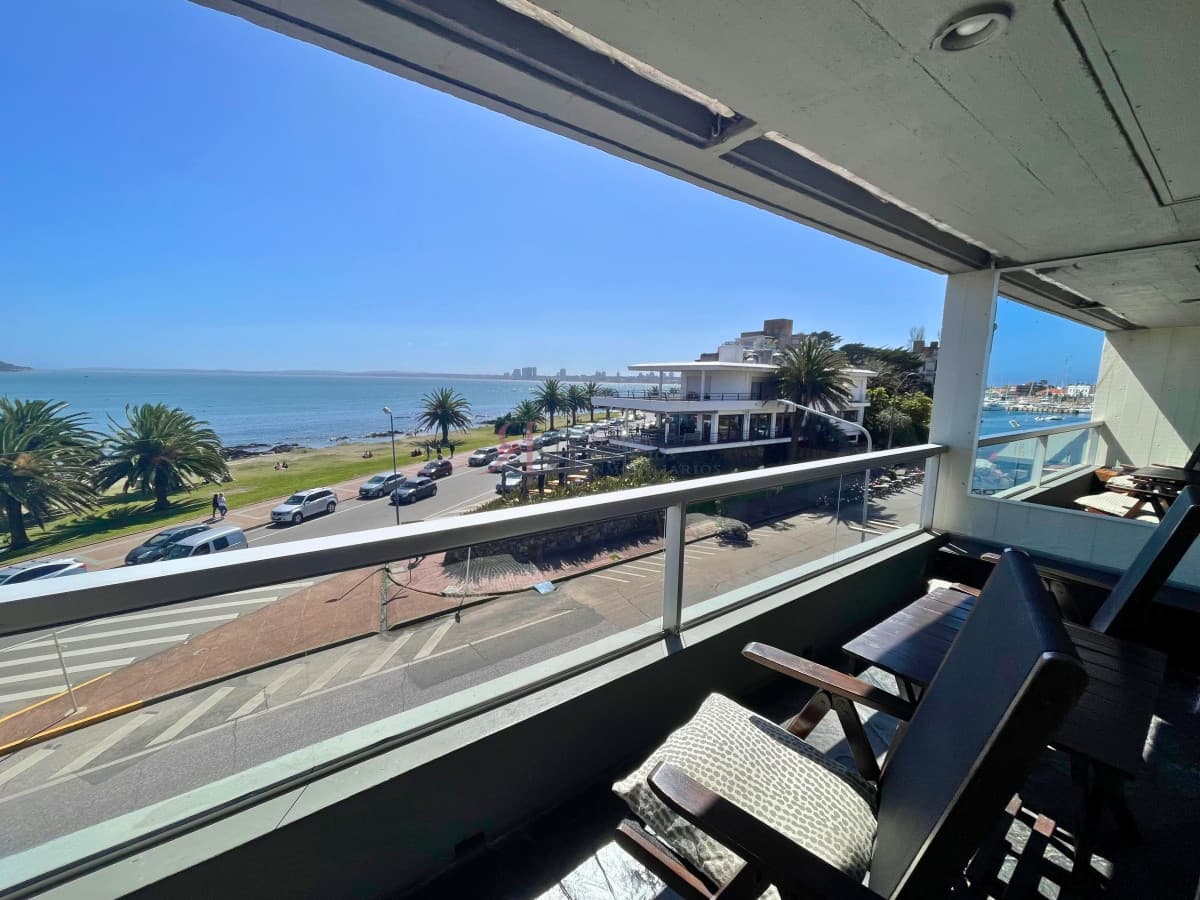 Exclusivo en la zona del  Puerto, terraza y excelente vista 									(ref.#1252)