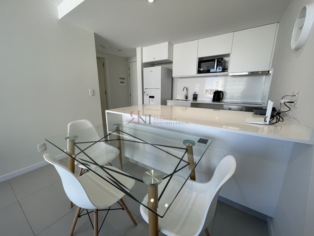Hermoso apartamento a pocos metros del mar!									(ref.#113252)