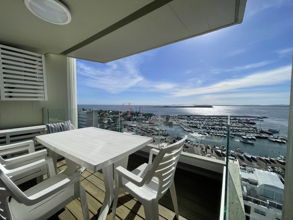 Excelente vista al Puerto									(ref.#1327)