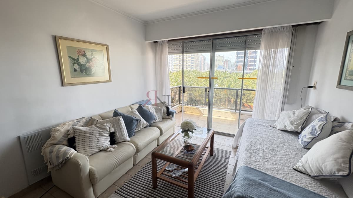 Terraza amplia con vista al mar									(ref.#112461)
