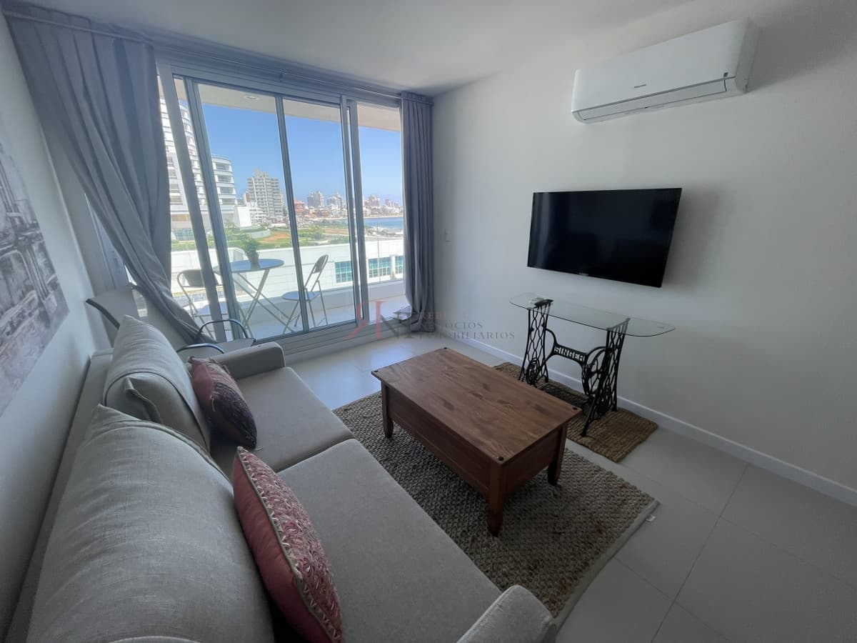 Nuevo, buena terraza y linda vista al mar									(ref.#10931)