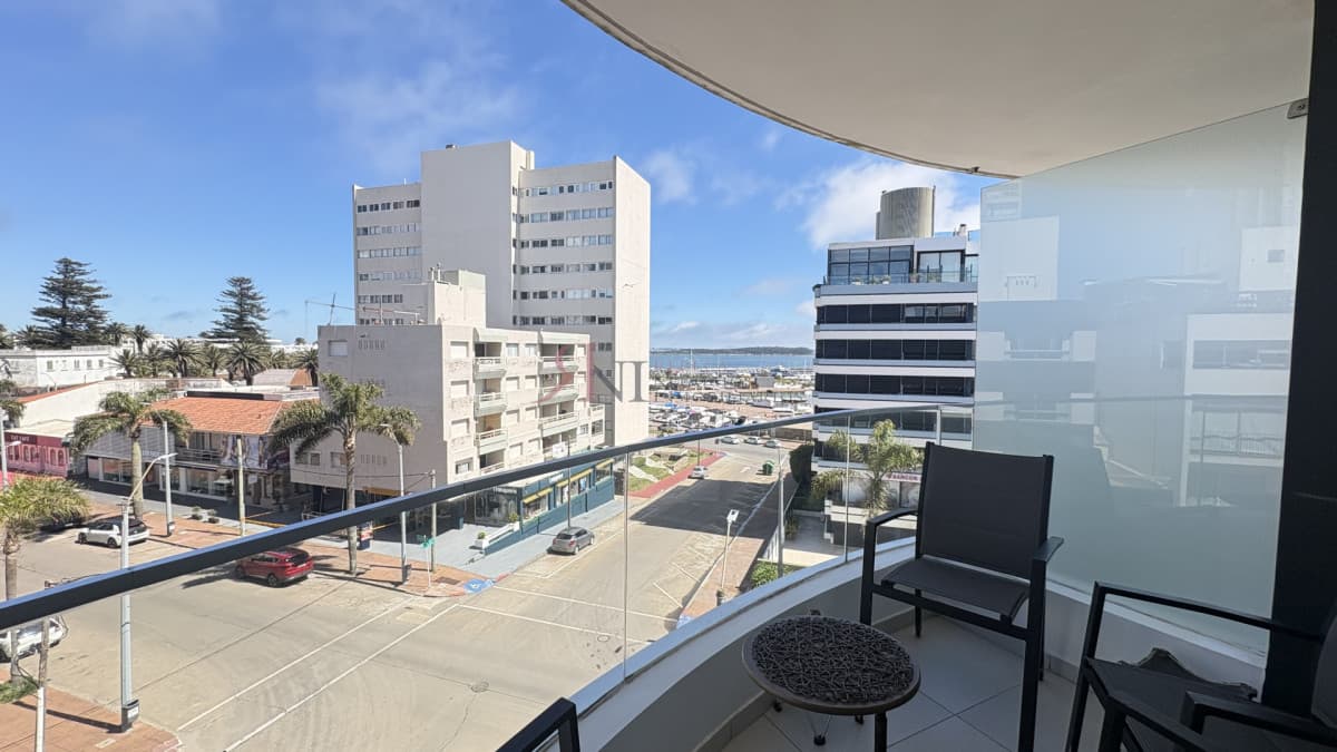 Terraza con vista al Puerto									(ref.#11238)