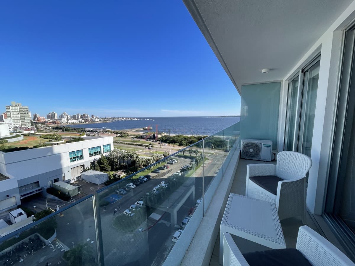 Hermoso apartamento a pocos metros del mar!									(ref.#113252)