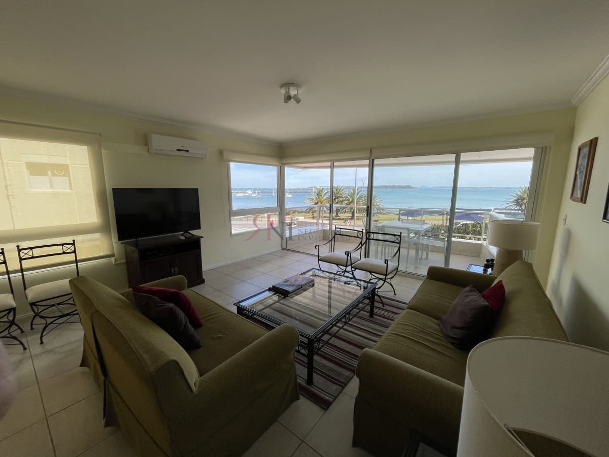Puerto, excelente vista y amplia terraza, parrillero									(ref.#8839)