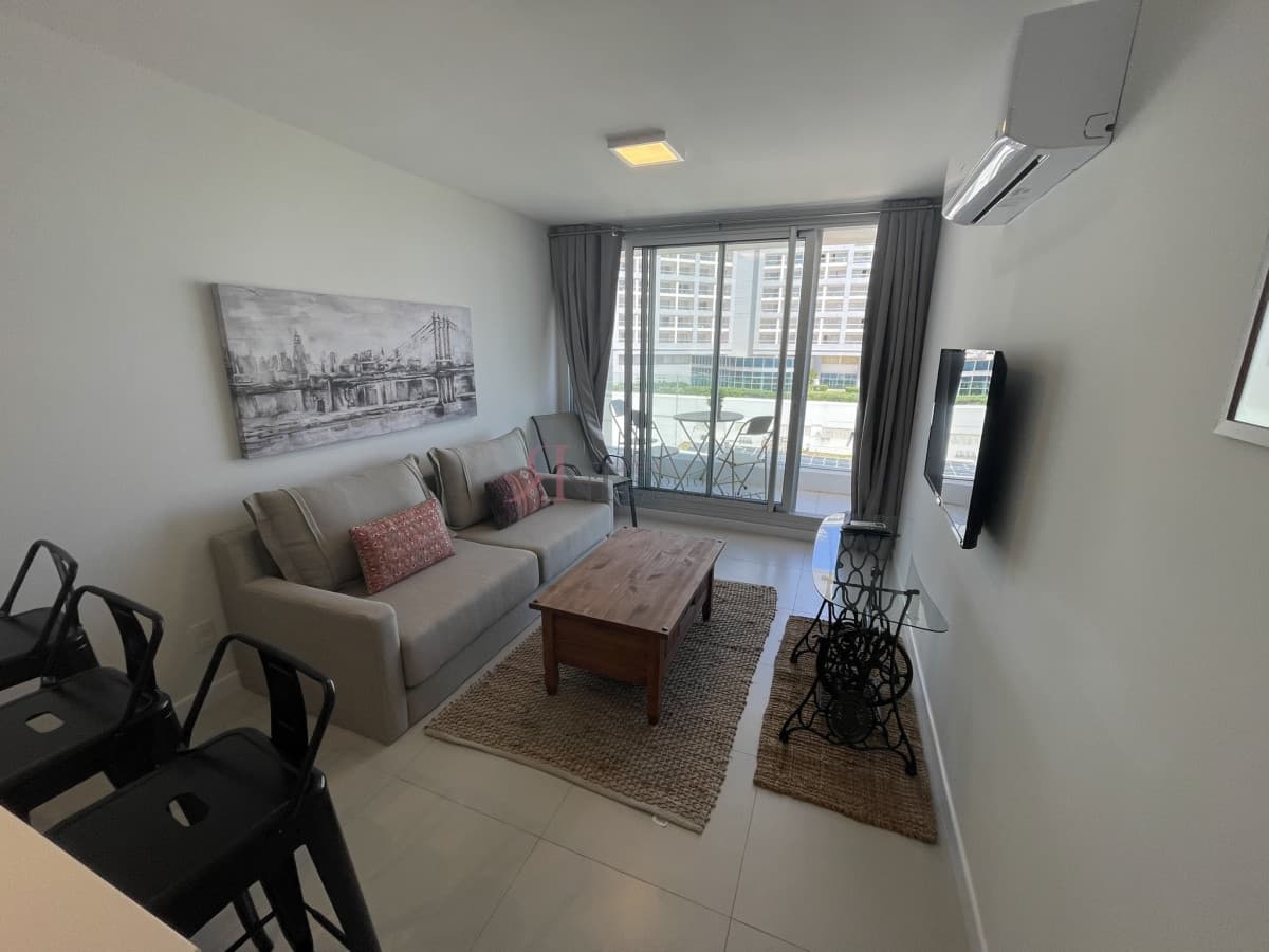 Nuevo, buena terraza y linda vista al mar									(ref.#10931)
