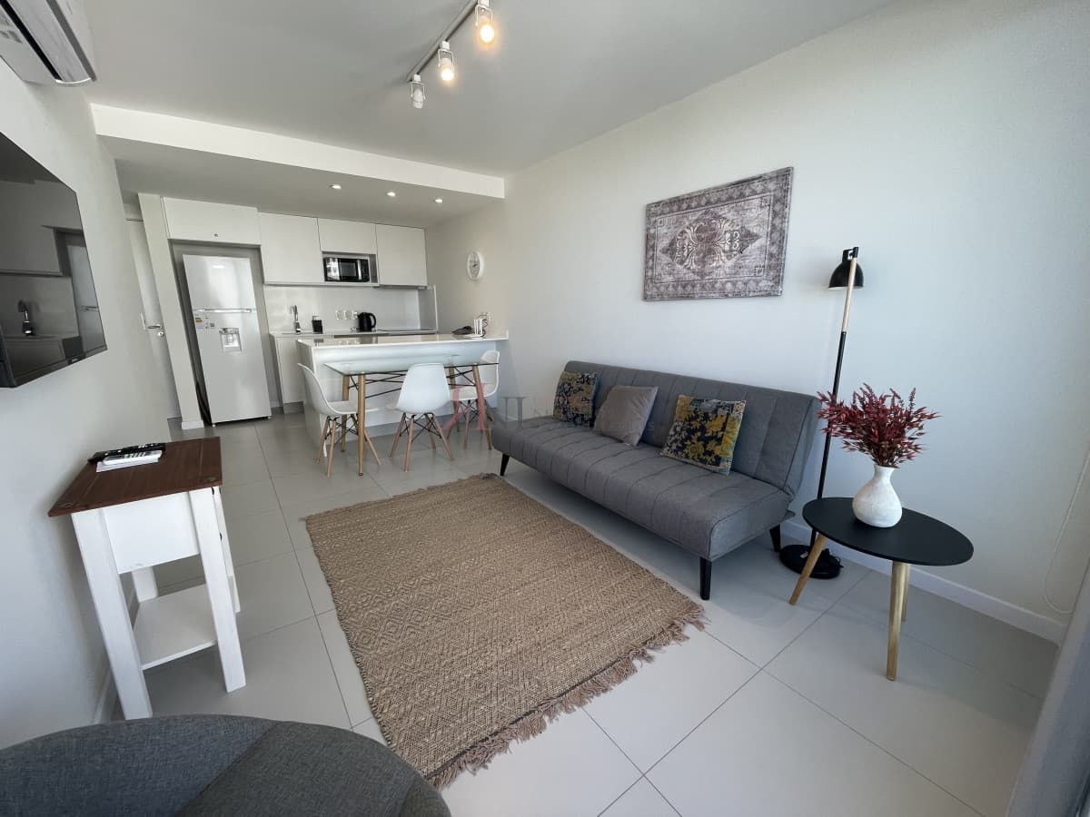 Hermoso apartamento a pocos metros del mar!									(ref.#113252)