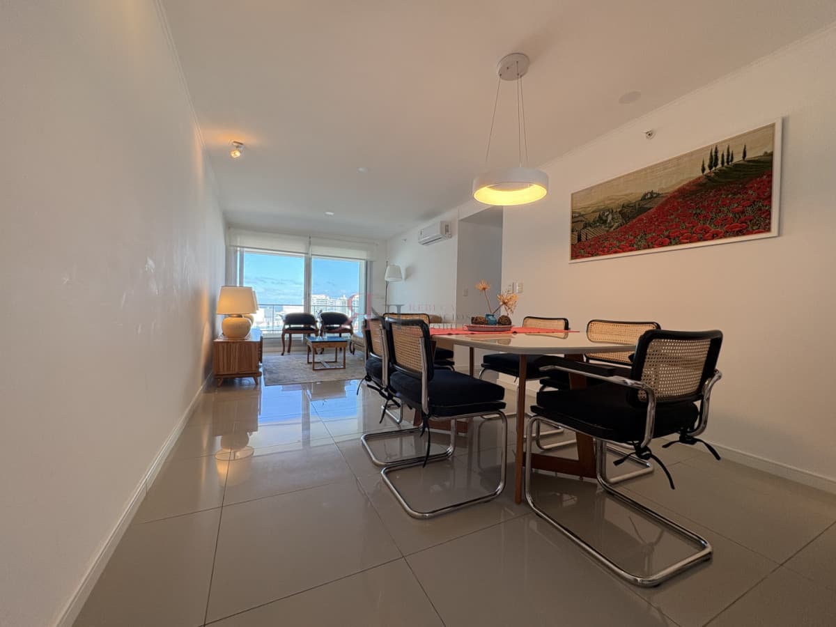 Edificio nuevo con todos los amenities vista a Playa Brava									(ref.#113347)