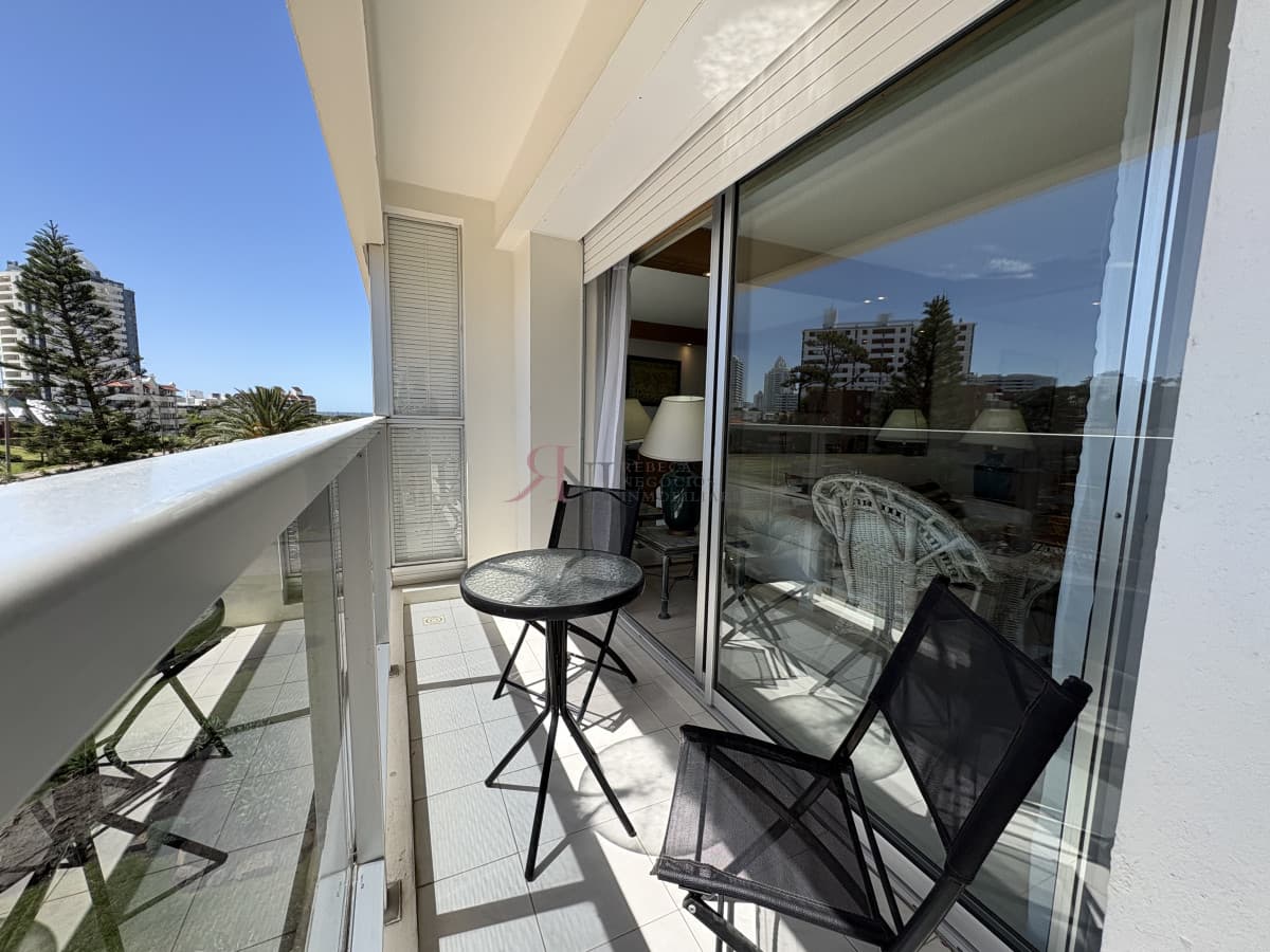 Impecable y bien equipado, cerca del mar , centro comercial									(ref.#11940)