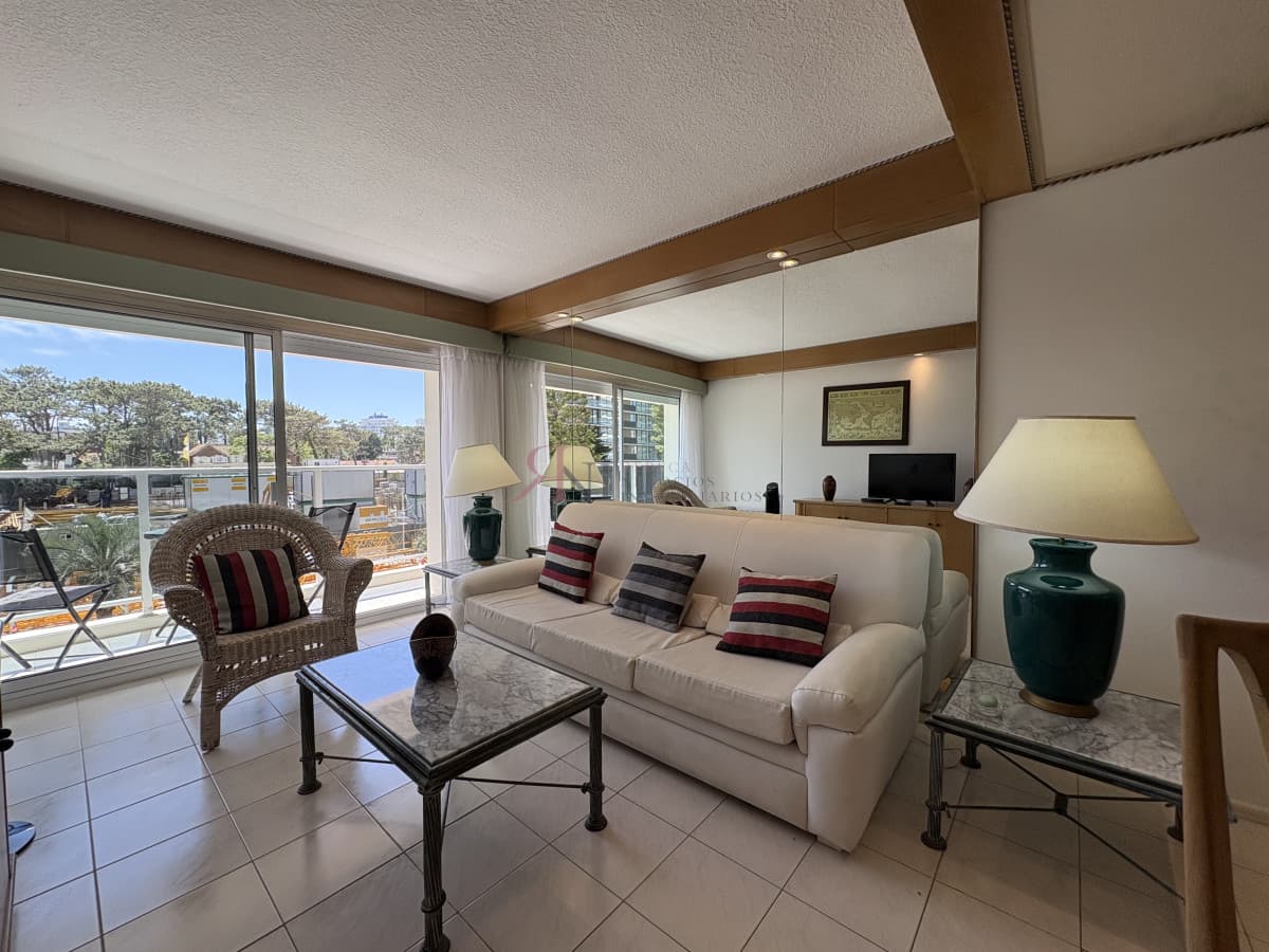 Impecable y bien equipado, cerca del mar , centro comercial									(ref.#11940)