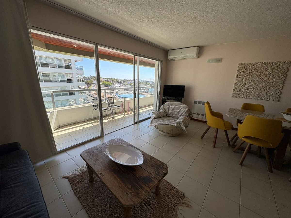 Peninsula de Punta del Este, frente al Puerto									(ref.#11303)