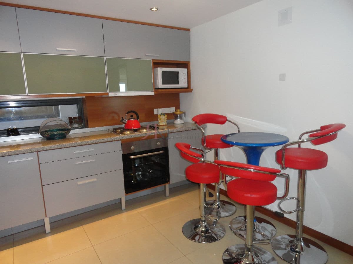 Lindo apartamento, luminoso, moderno, amplio									(ref.#8644)