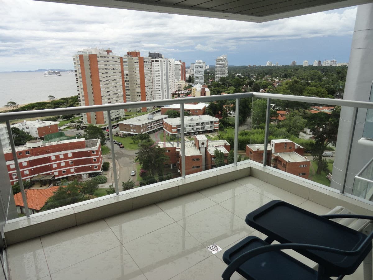 Playa Mansa, buena vista al mar, parrillero y buenos amenities									(ref.#9183)