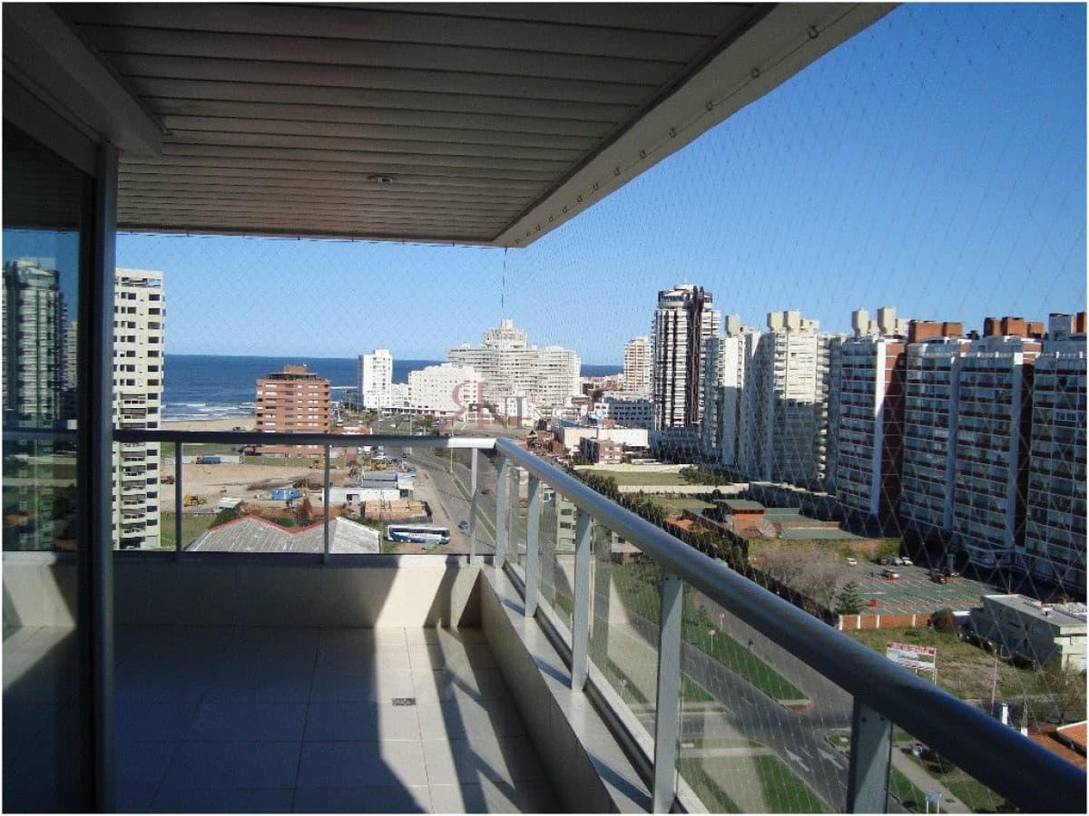 Buena vista al mar, terraza con parrillero, aire acondicionado									(ref.#923)