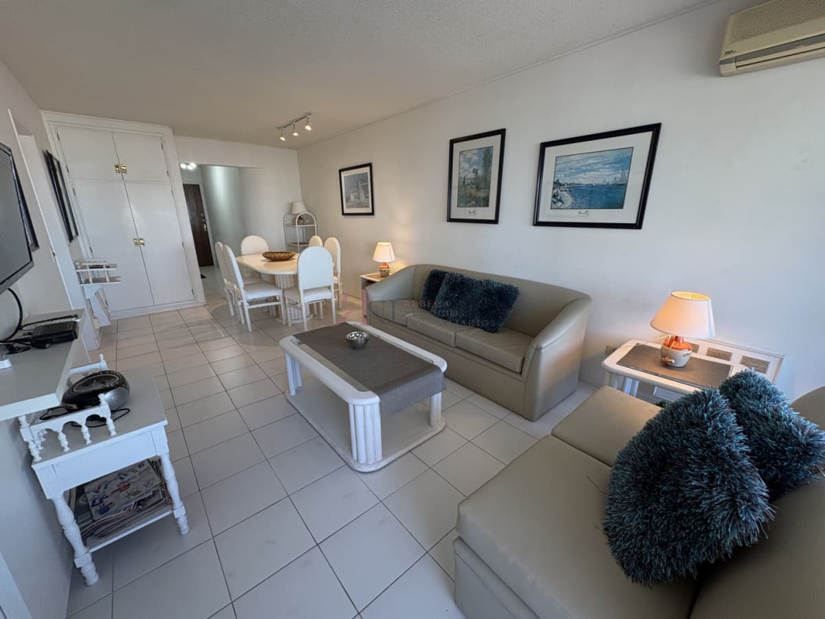 Apartamento con buena orientacion solar									(ref.#112381)