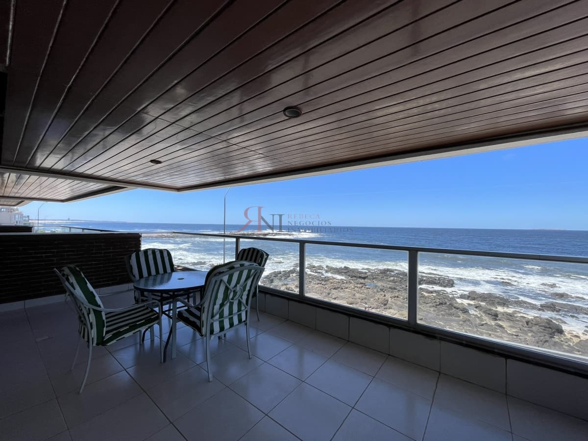 Excelente vista al mar - MUY INTERESADO EN VENDER									(ref.#9893)