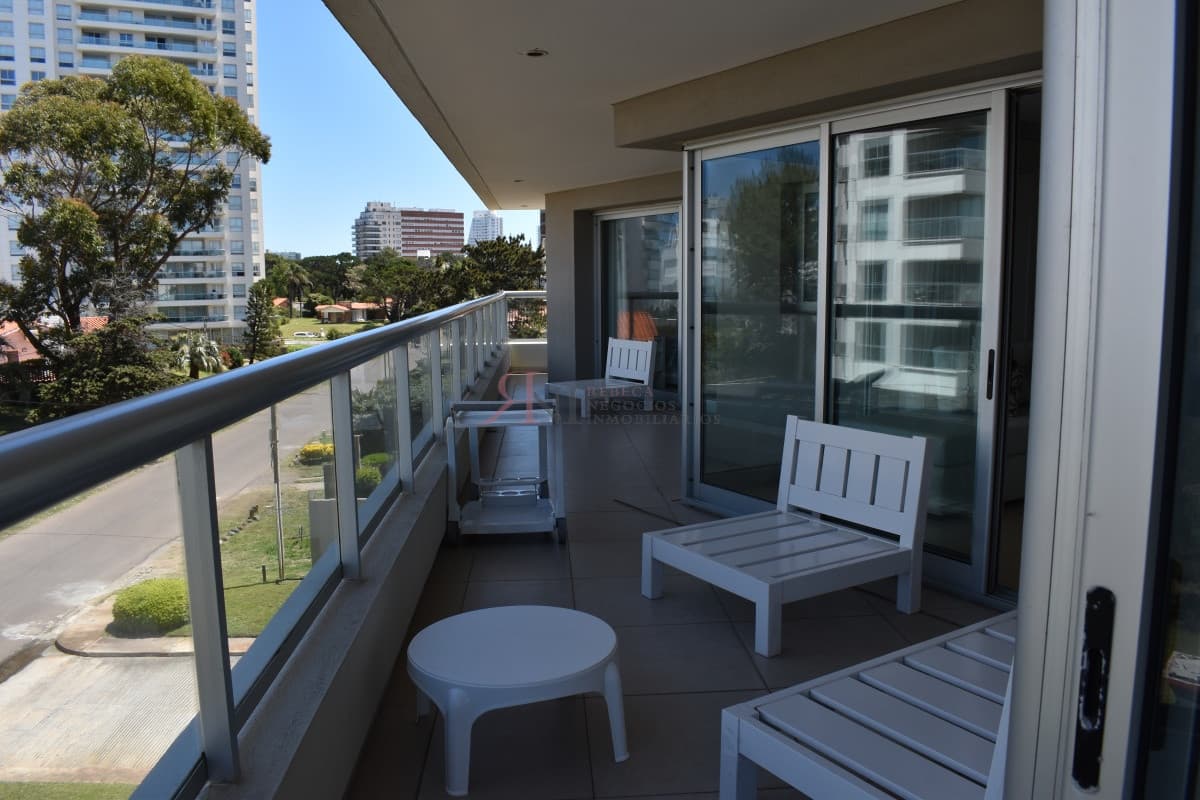 Terraza con parrillero propio, vista al mar, Wi Fi , aire acondicionado									(ref.#111412)