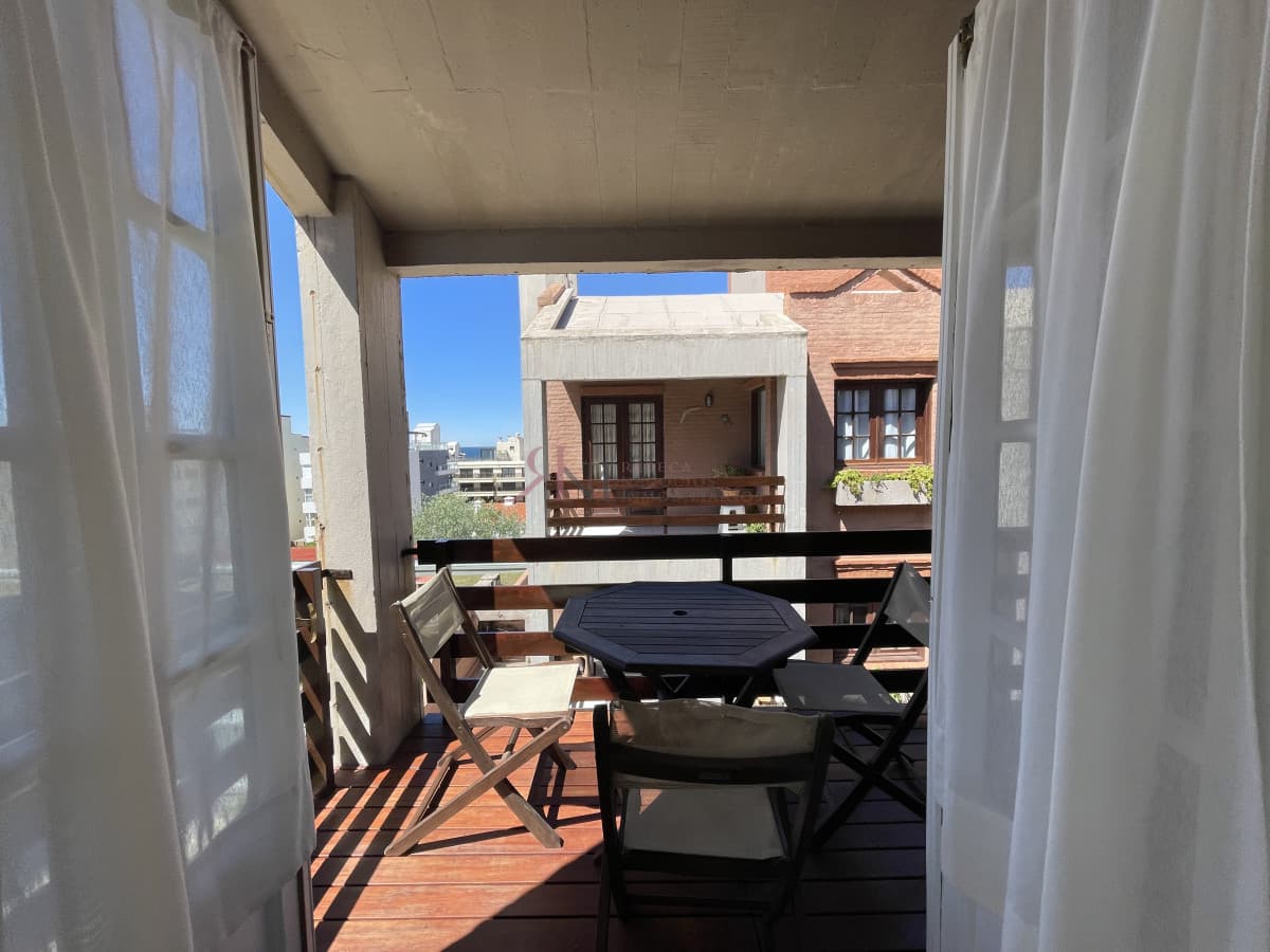Muy lindo , terraza, piscina, parrillero , bien equipado									(ref.#9699)