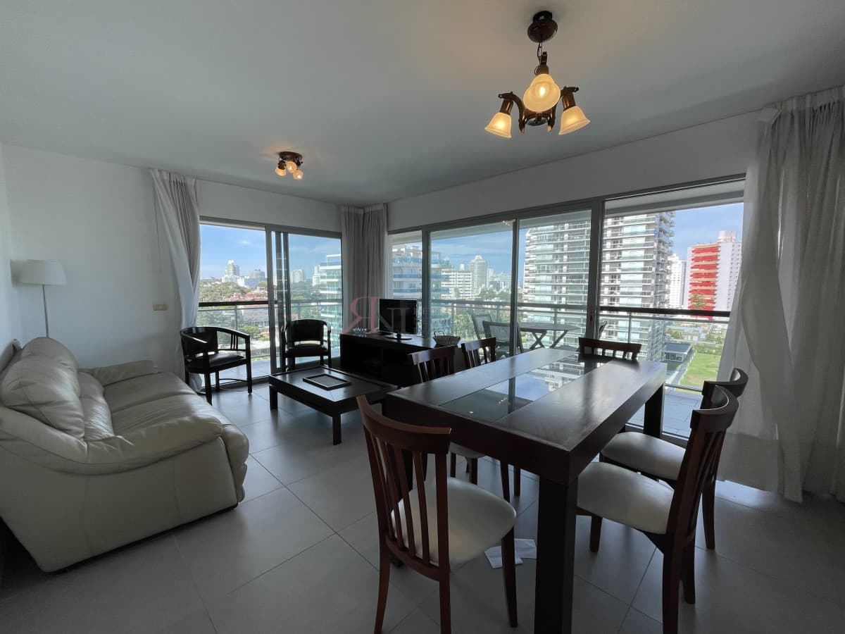 Piso alto, buena vista al mar									(ref.#2859)
