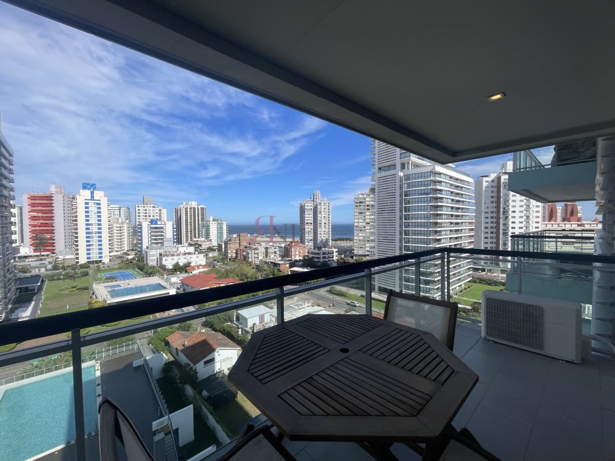 Piso alto, buena vista al mar									(ref.#2859)
