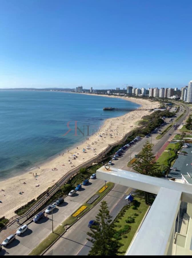 Excelente vista al mar, primera linea , piso alto									(ref.#4686)