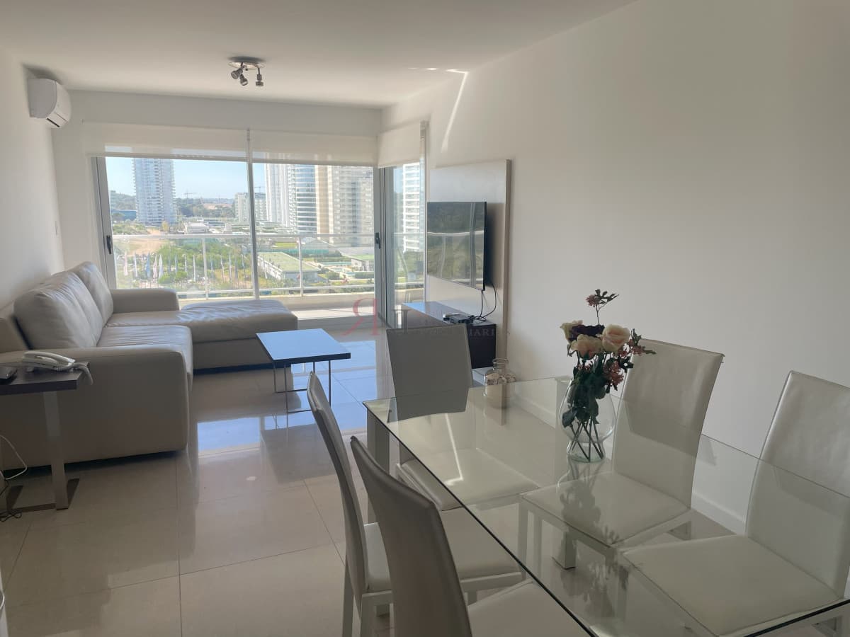 A metros del mar, con garage									(ref.#10098)