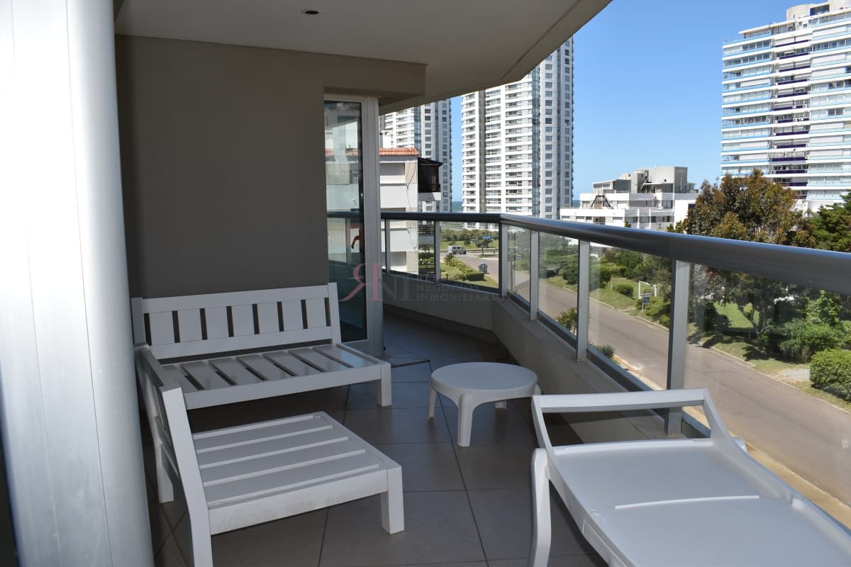 Terraza con parrillero propio, vista al mar, Wi Fi , aire acondicionado									(ref.#111412)