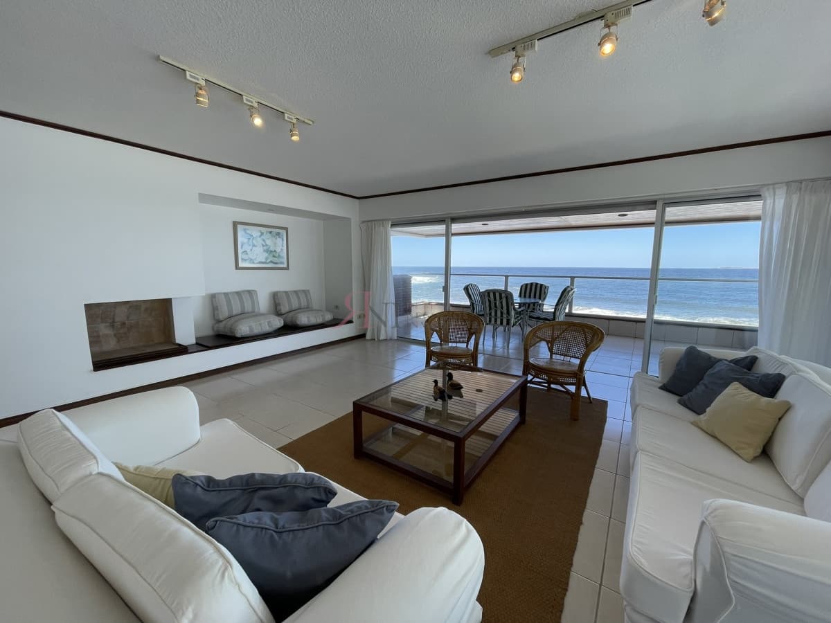 Excelente vista al mar - MUY INTERESADO EN VENDER									(ref.#9893)