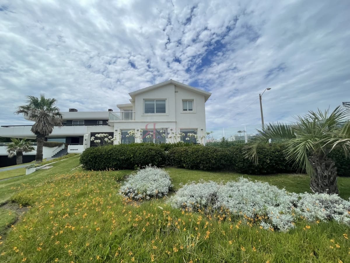 Frente al mar ! Muy comoda residencia (ref.#113054)