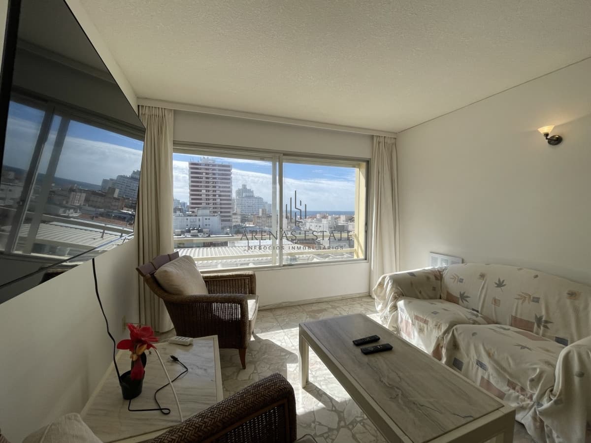 Apartamento ID.4782 - Zona centro, frente a la Plaza de los Artesanos