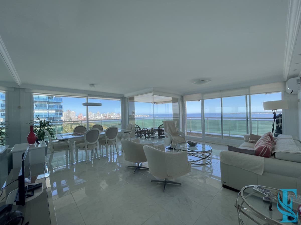 Lujoso Apto 3 Dormitorios Primeria Linea Playa Mansa, Punta del Este