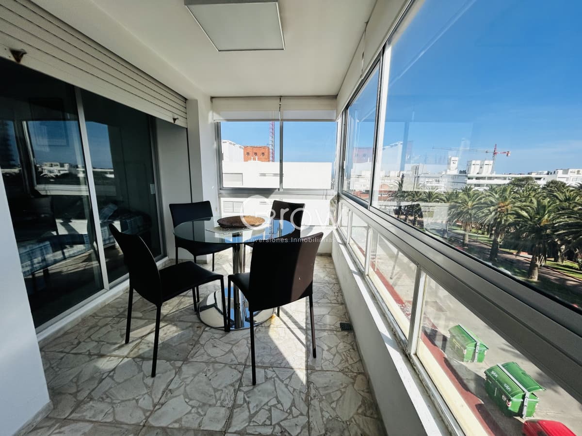 Cómodo apartamento ubicado en el centro de la Peninsula de Punta del Este.