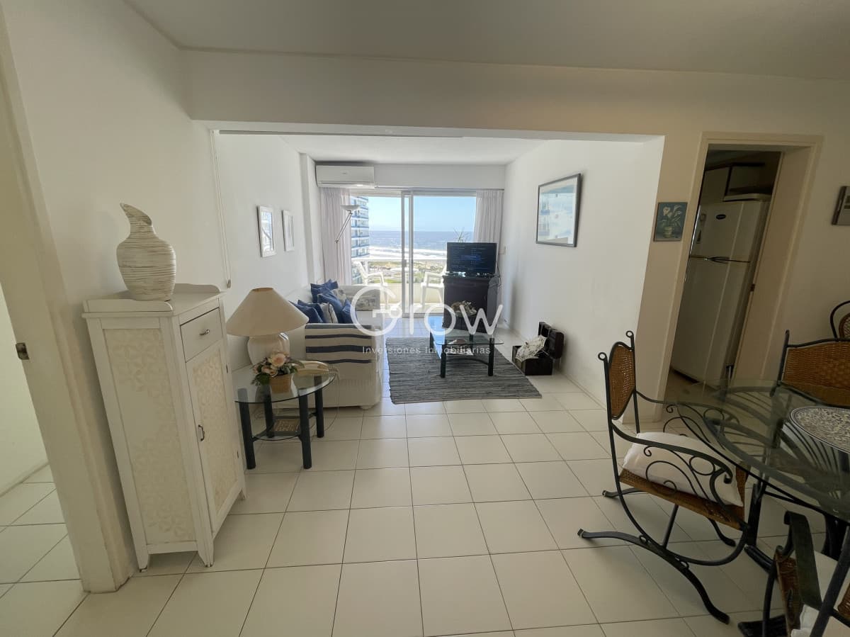 Apartamento con vista al mar !