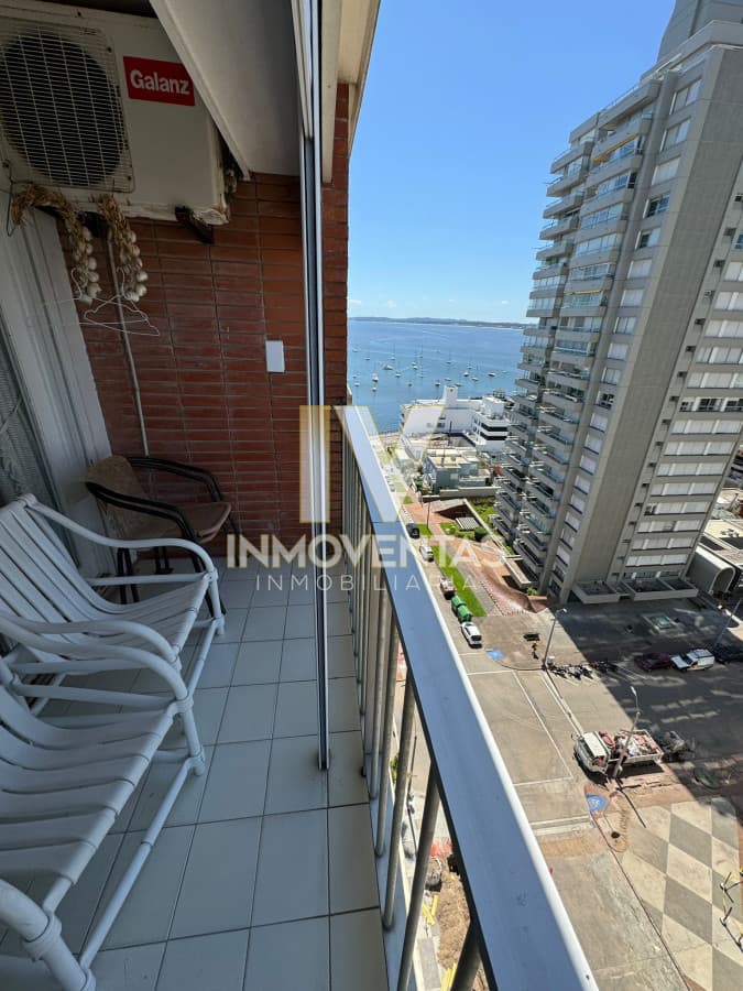 Venta de apartamento en piso 12