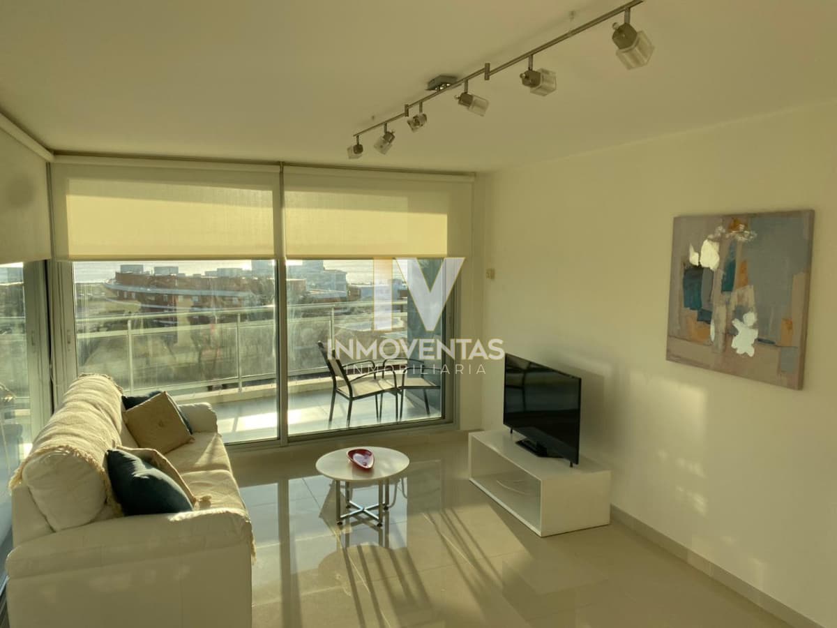 Apartamento de 3 dormitorios en venta en primeras paradas de playa mansa