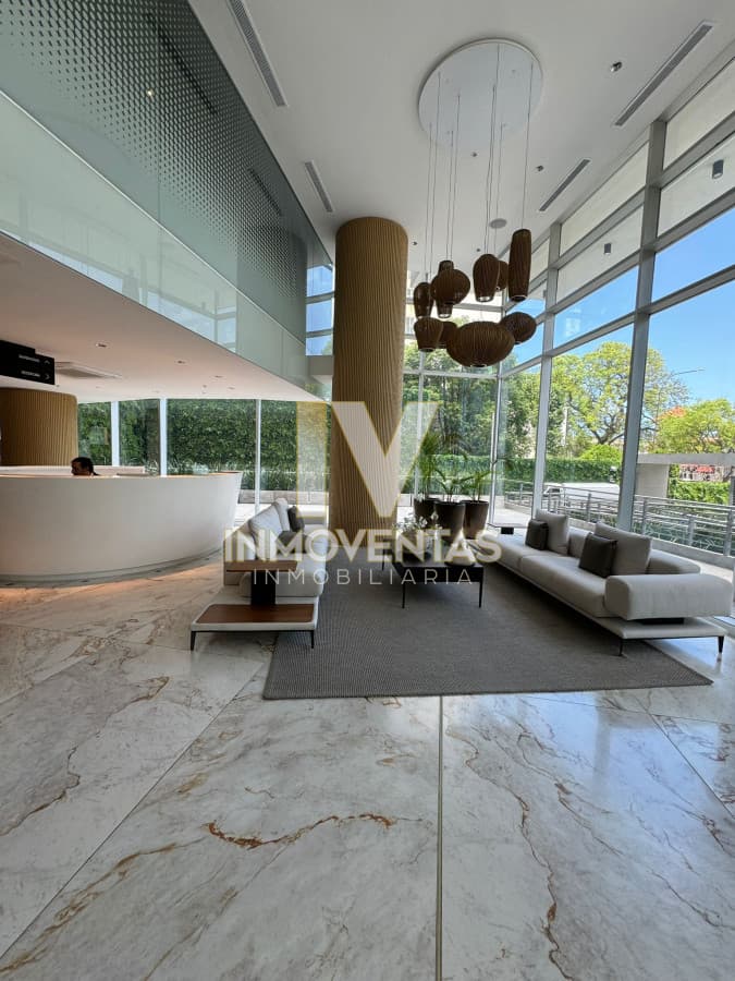 Apartamento en venta piso alto en Montevideo