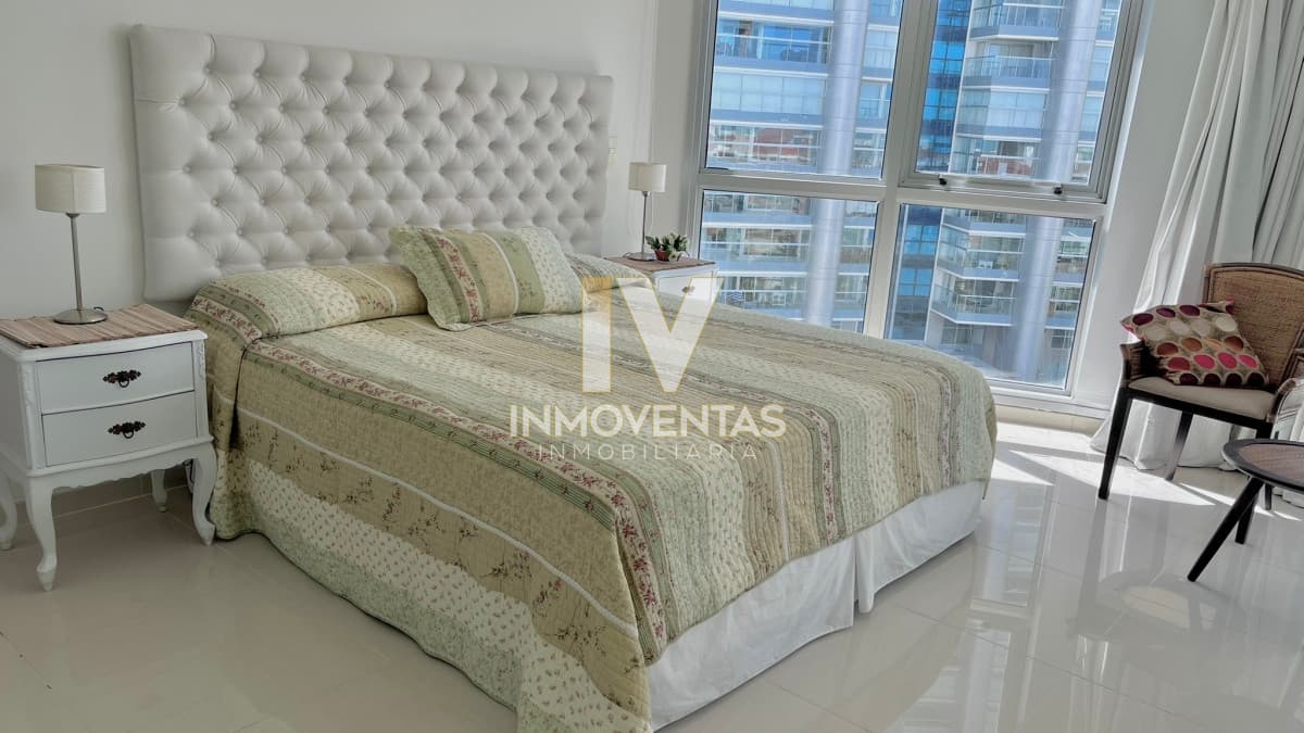 Apartamento de 3 dormitorios en venta en primeras paradas de playa mansa