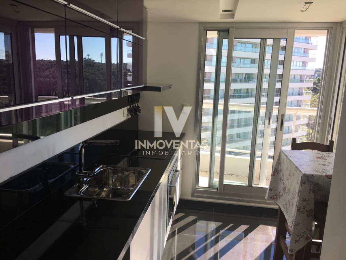 EXCELENTE APARTAMENTO EN VENTA EN EDIFICIO LOOK BRAVA