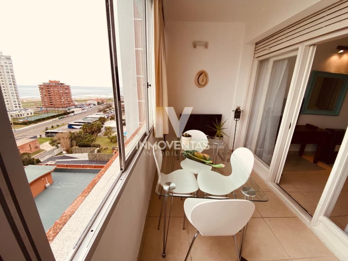 Apartamento en alquiler en Edificio Vanguardia