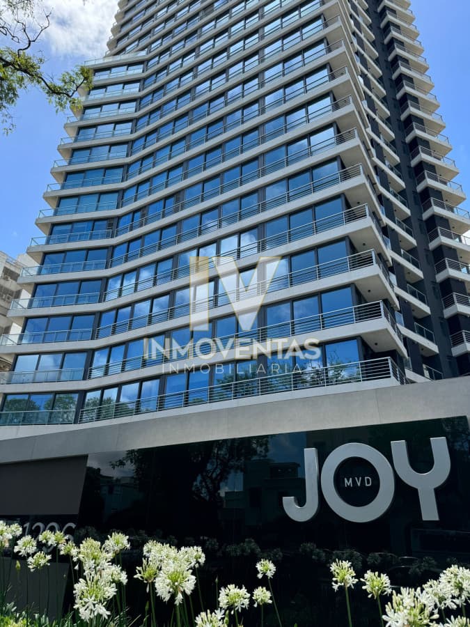 Apartamento en venta piso alto en Montevideo