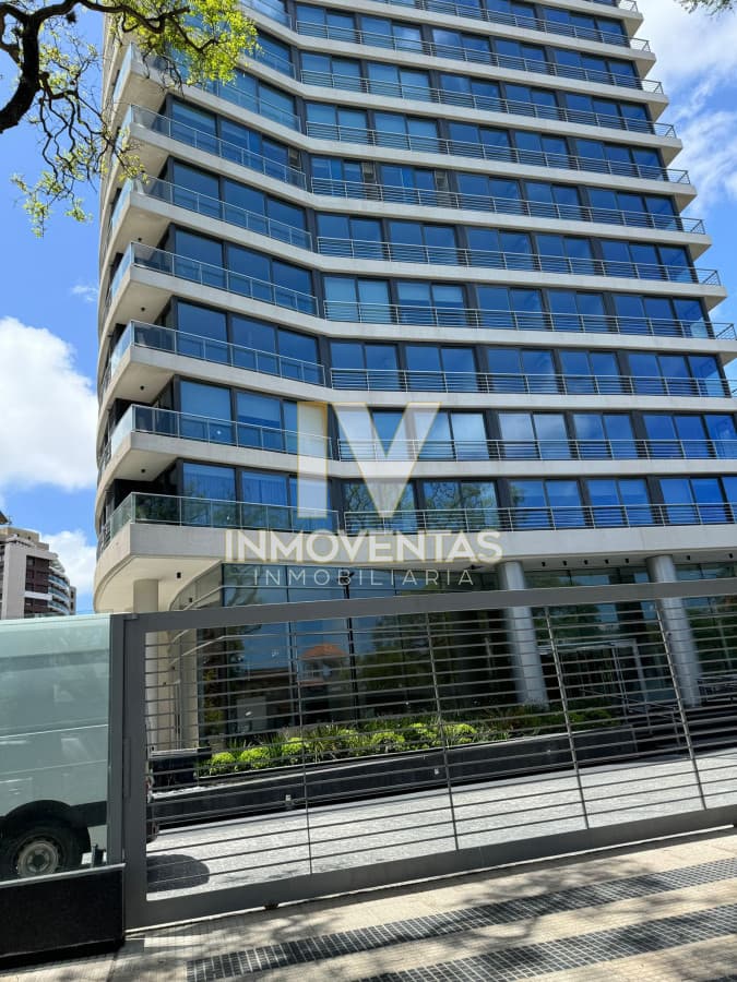 Apartamento en venta piso alto en Montevideo