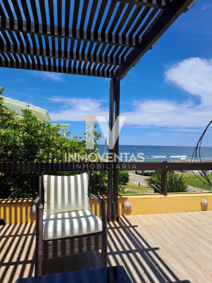 CASA EN ALQUILER EN MANANTIALES 3 DORMITORIOS 2 BAÑOS A PASOS DE BIKINI BEACH